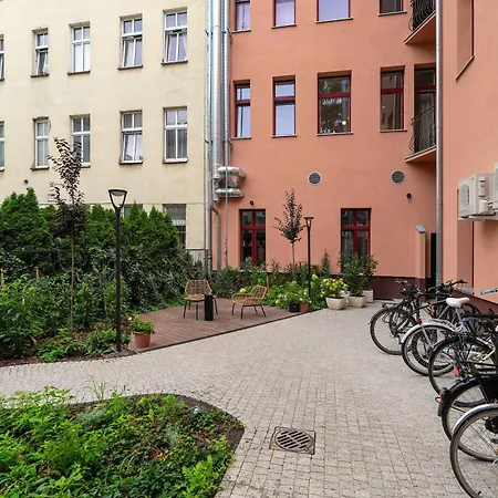 Apartamento Bright Near The Zoo And Mtp By Renters Poznan