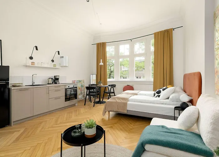 Bright Near The Zoo And Mtp By Renters Apartmán *