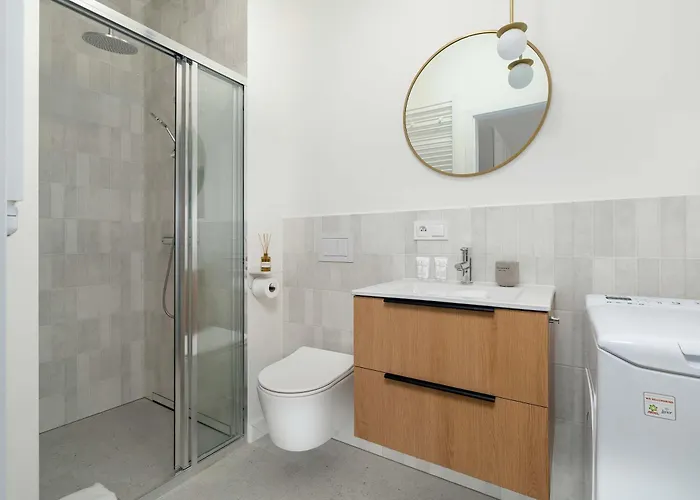 Bright Near The Zoo And Mtp By Renters Apartmán *